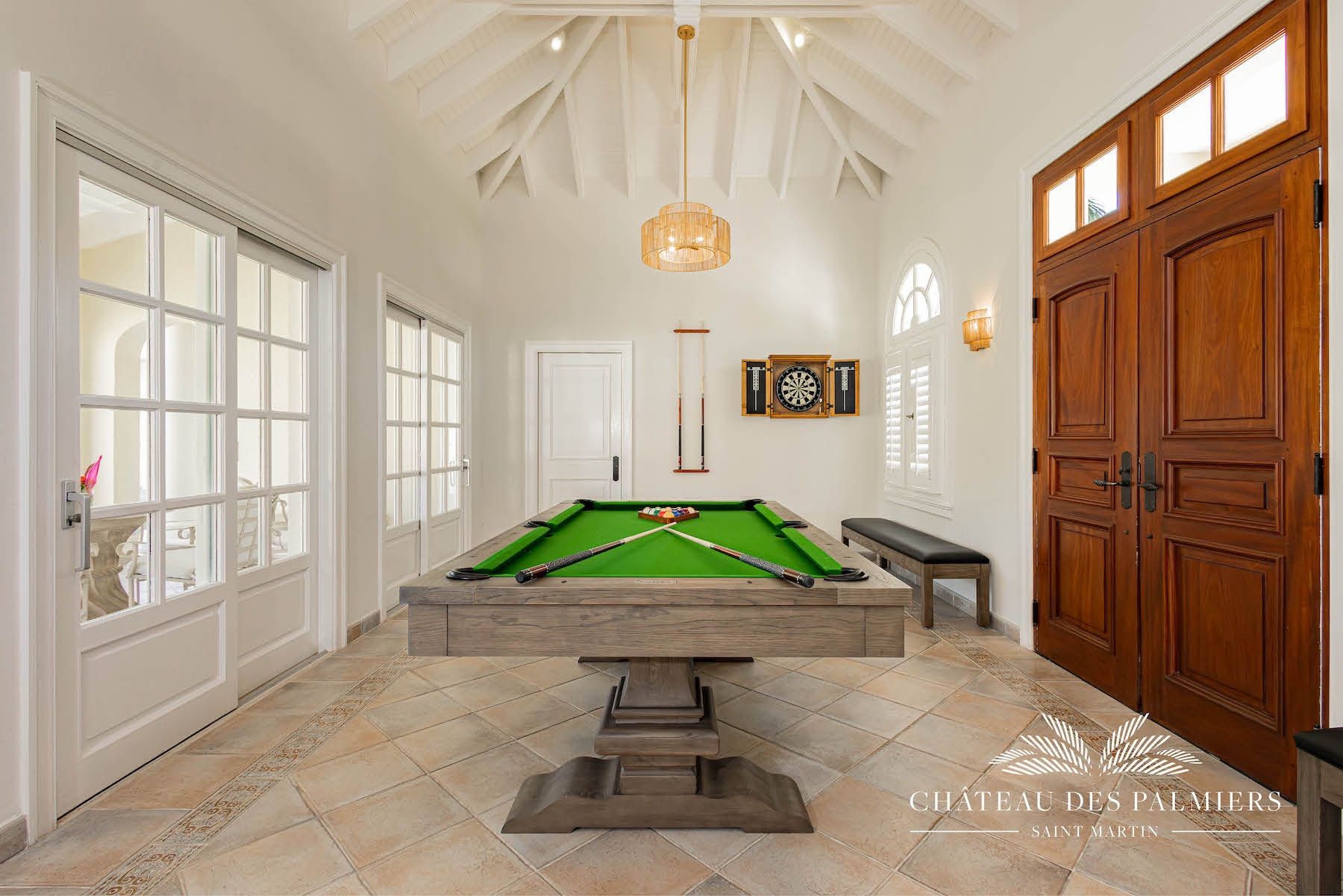 Le Chateau des Palmiers villa photo.